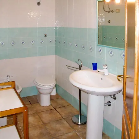 Borgo Le Logge Bilo - Bud110 By Interhome *